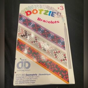 DIY Diamond Dotz Bracelet Kit, New in box